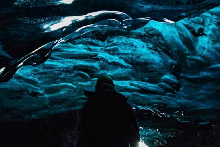 3 Day Winter Iceland Tour Ice Cave 2