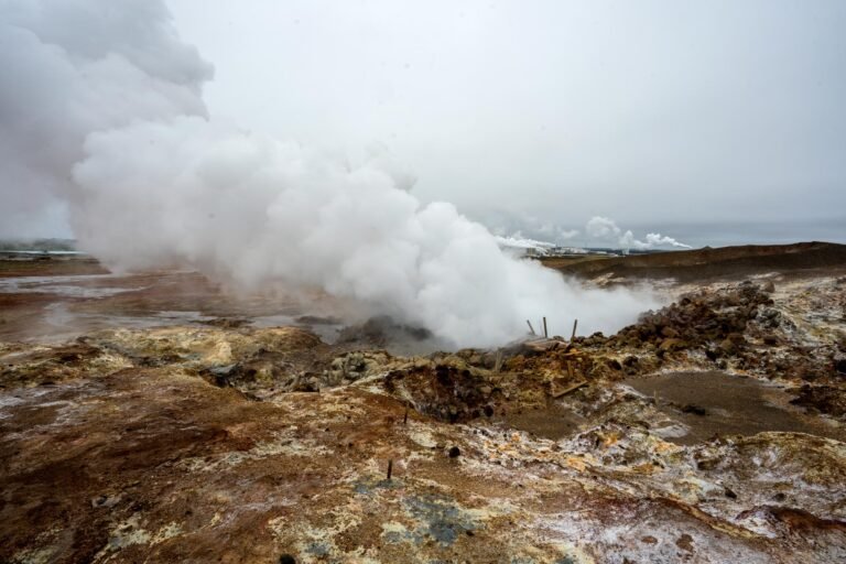 Volcano Circle Tour - Grindavík Town- Reykjanes Lava Fields 3