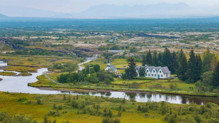 Thingvellir-National-Park-in-the-Golden-Circle-of-Iceland-5662_edited