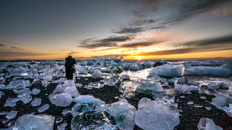 Glacier Lagoons & South Coast Jökulsárlón Diamond Beach Vik 1
